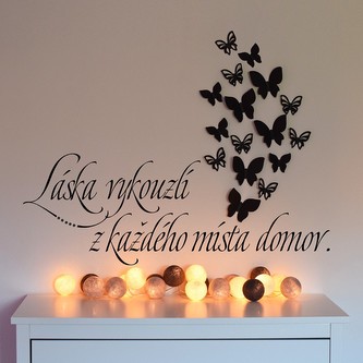 Láska vykouzlí domov + 16 kusů 3D motýlků - výprodej