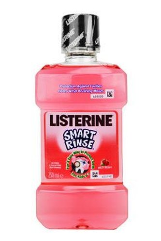 Voda ústní Listerine SmartRinse Berry pro děti 250ml Voda ústní Listerine SmartRinse Berry pro děti 250ml