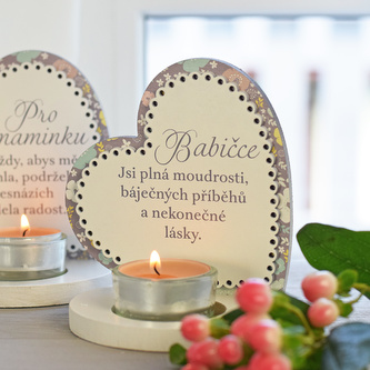 Květinové srdce svícen - pro babičku - svícen