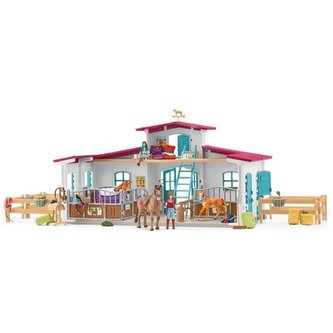 Hračka Schleich Stáj s příslušenstvím u jezera, new